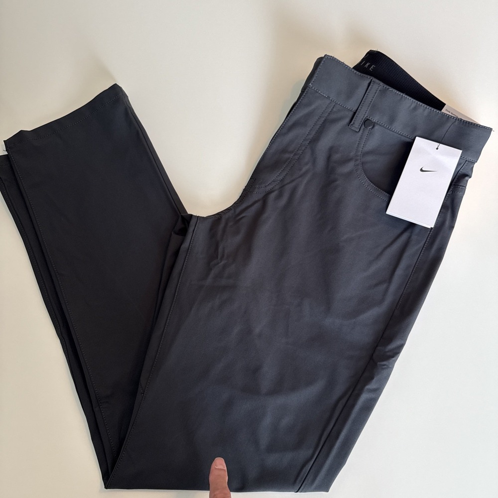 Nike Slim Fit Golf Pant 30x30  Dark Grey NWT 0033